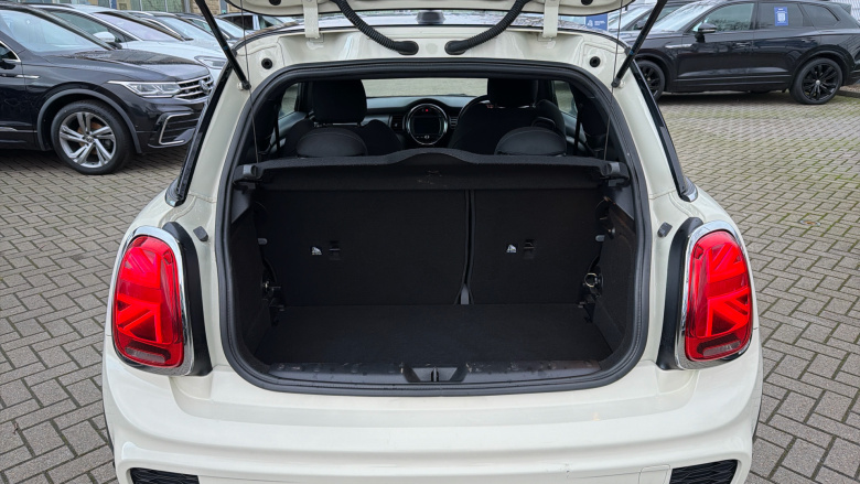 MINI Hatchback 1.5 Cooper Sport II 3dr Petrol Hatchback